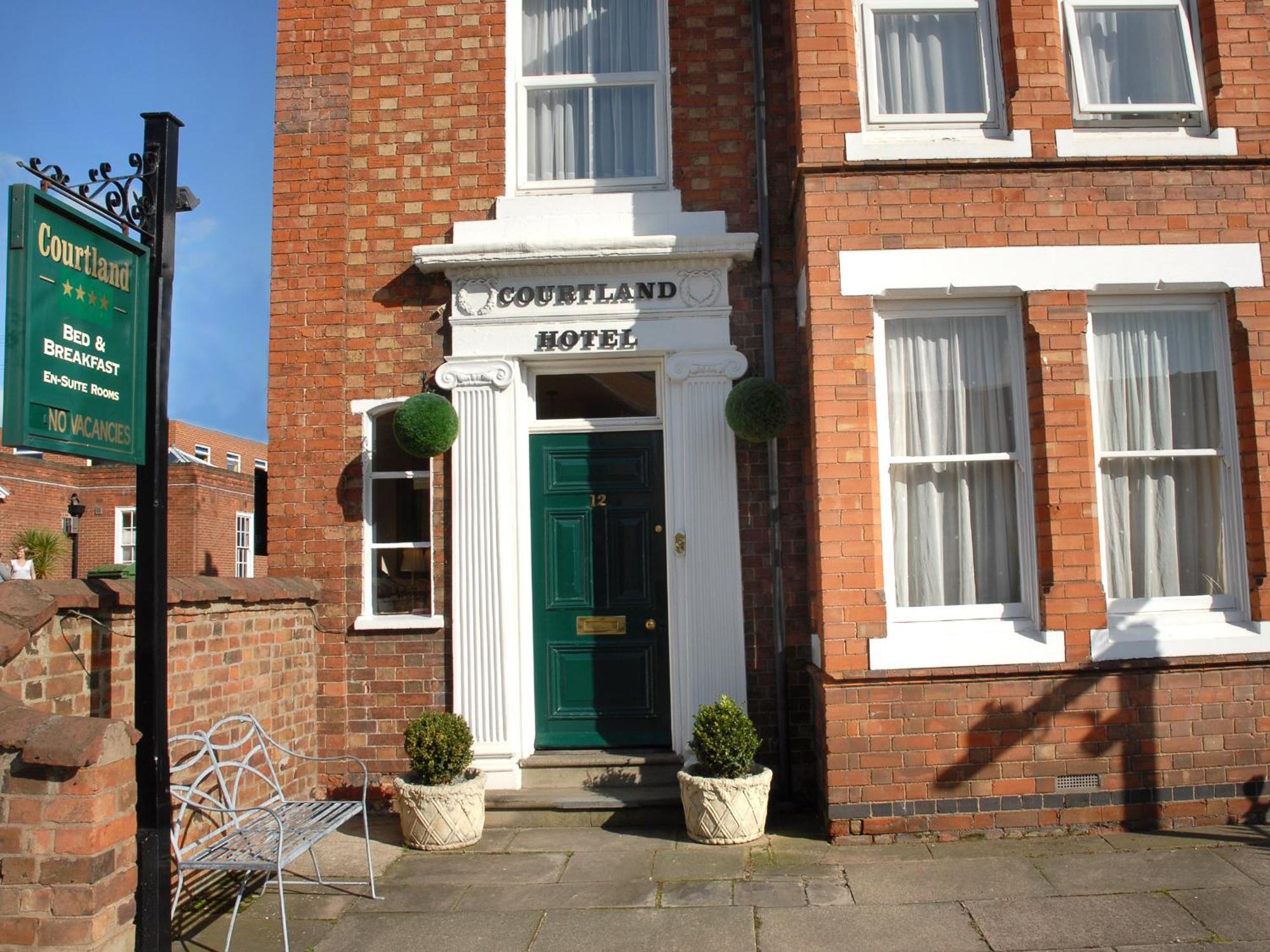 Отель Courtland Стратфорд-апон-Эйвон Экстерьер фото